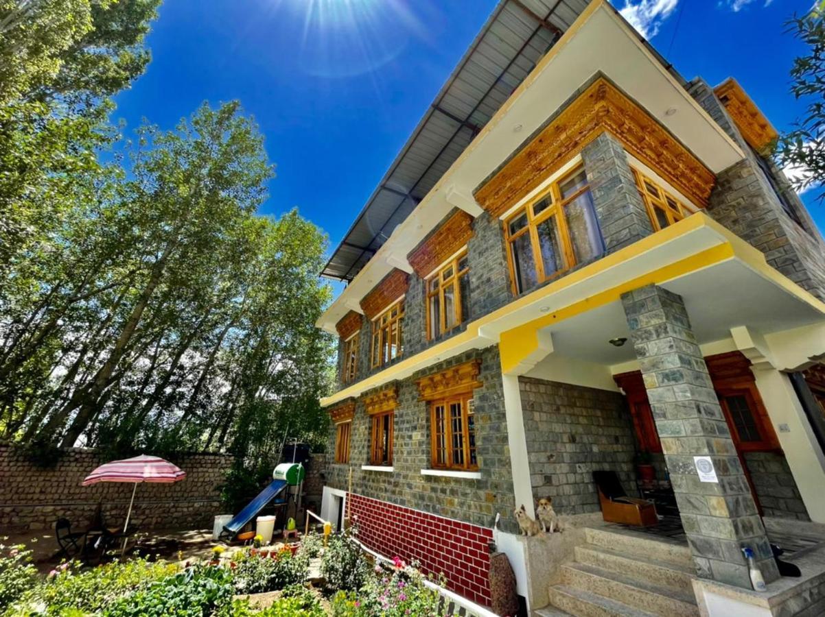 Hidden Leaf Homestay Лех Екстер'єр фото